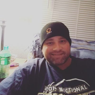 Profile Picture of Brad Sawyer (@evandraper76) on Twitter