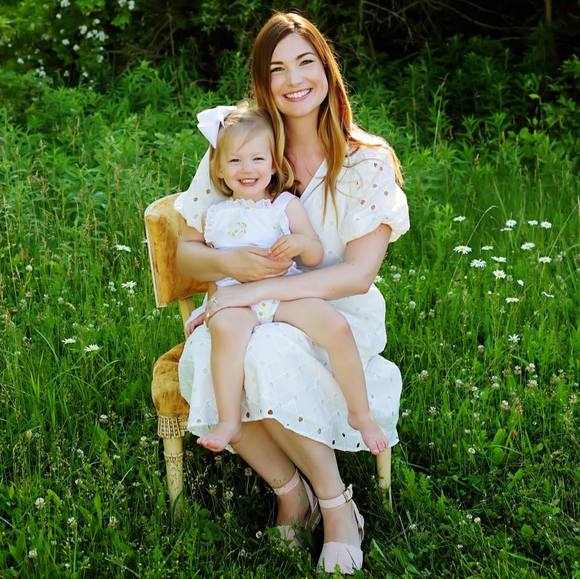 Profile Picture of Mariel Brown (@marielbrown1) on Poshmark