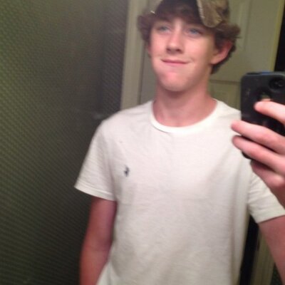 Profile Picture of Jesse Rives (@sammueljrives) on Twitter