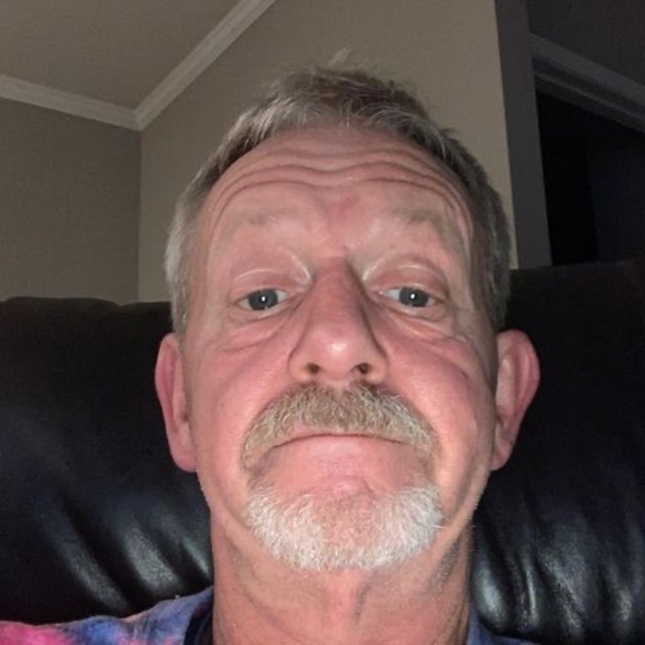 Profile Picture of Alan Weaver (@alan_weaver) on Poshmark