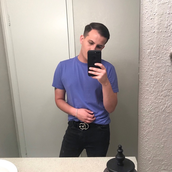 Profile Picture of Quentin Toruno (@qatoruno) on Poshmark