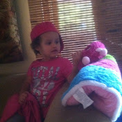 Profile Picture of Lily Foster (@LFosterTv) on Youtube