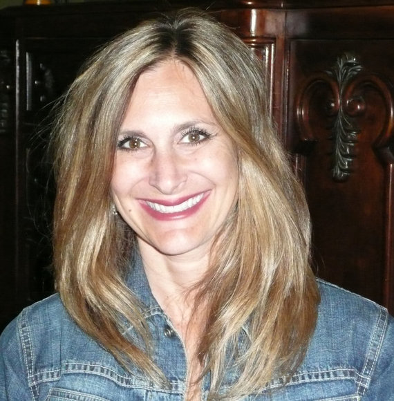 Profile Picture of Lori Marks-connors (@lorismarks) on Poshmark