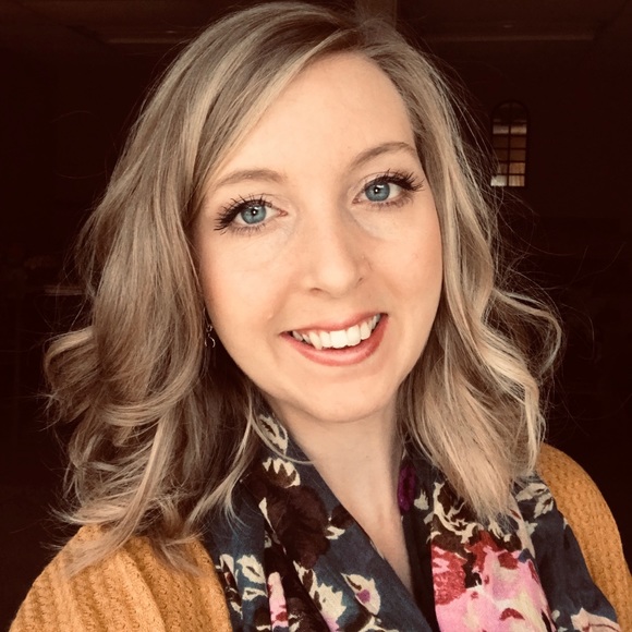 Profile Picture of Jessica Longenette (@jlongenette13) on Poshmark