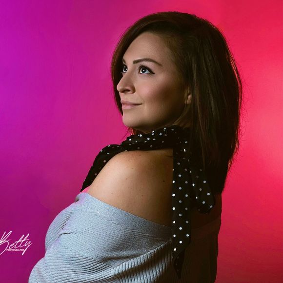 Profile Picture of Jane Shteyn (@janieboo722) on Poshmark