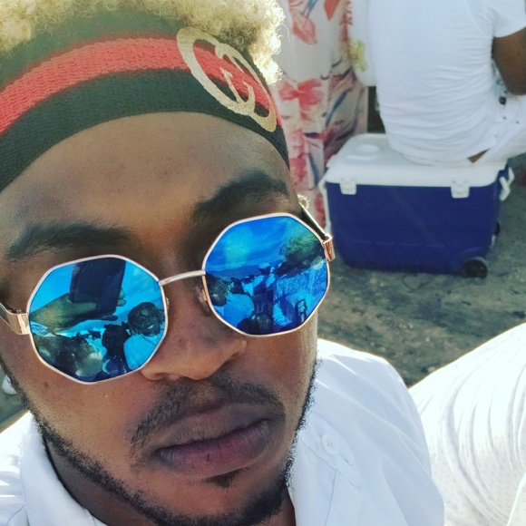 Profile Picture of Kemar Parnell (@ramek) on Poshmark