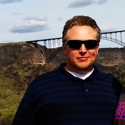 Profile Picture of David J Watton (@davidjwatton) on Twitter