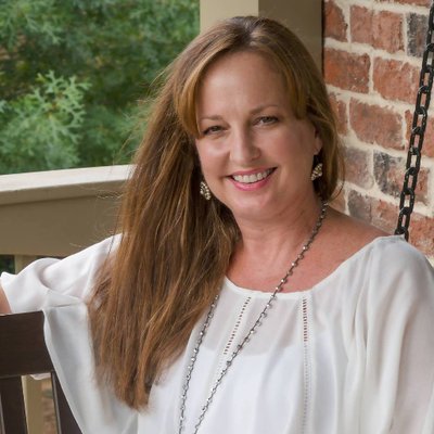 Profile Picture of Mandi Newton (@Mandi__Newton) on Twitter