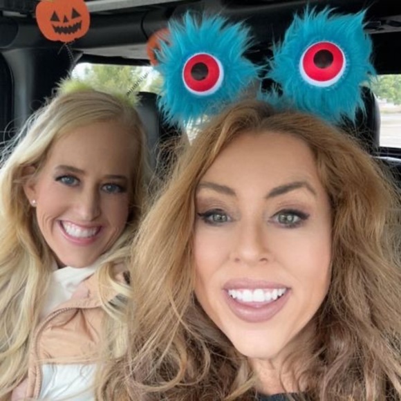 Profile Picture of Rebecca Hightower (@navybree) on Poshmark