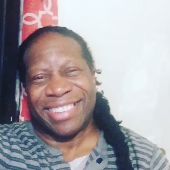 Profile Picture of Gregory Corley (@gregorycorley) on Poshmark