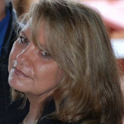 Profile Picture of Bonnie Schneider (@Goldstarmom88) on Twitter