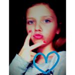 Profile Picture of Melanie DeVries (@melanierosedevries) on Instagram