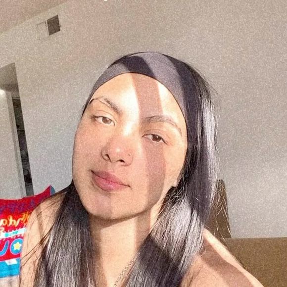 Profile Picture of Fabiola Sandoval (@fabiolasando960) on Poshmark