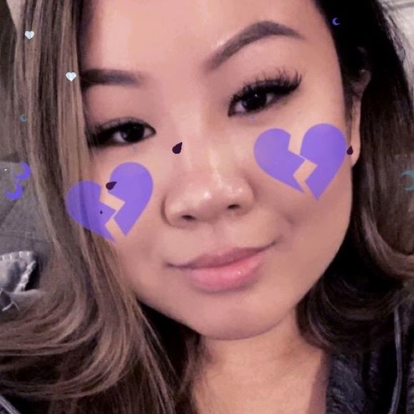 Profile Picture of Aimee Wong (@miszaimee) on Poshmark