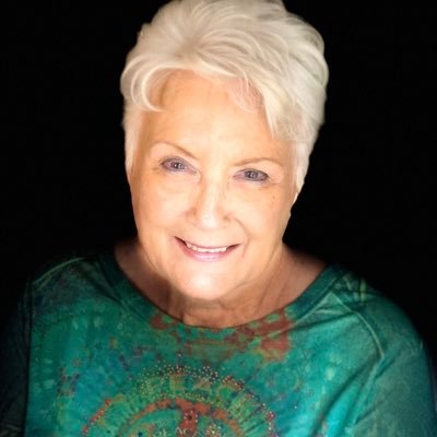 Profile Picture of Janet Ann Bacon (@shoppertoo) on Twitter