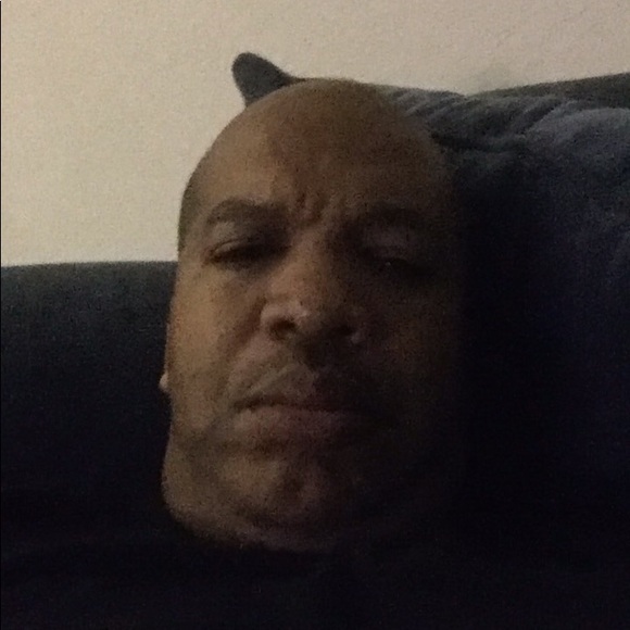 Profile Picture of Keith Jefferson (@keidyj) on Poshmark