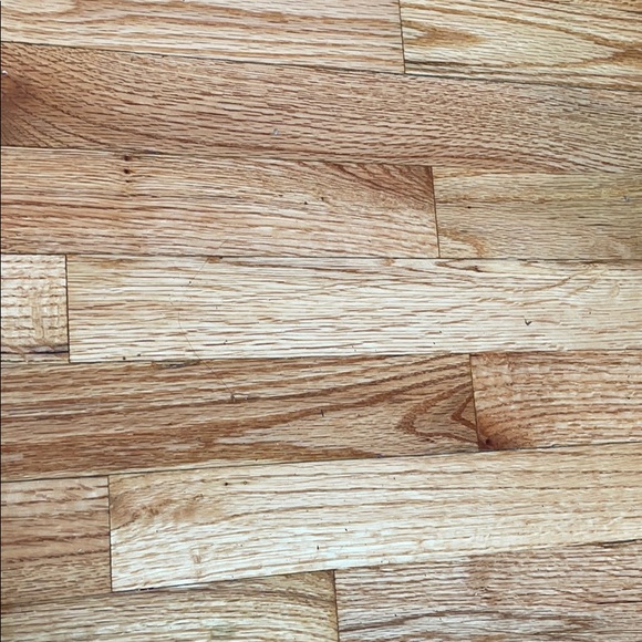 Profile Picture of Meredith Krauseneck (@mkrauseneck) on Poshmark