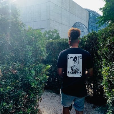 Profile Picture of Holy Grail Goblin  🧟‍♂️ (@JayJay1828) on Twitter