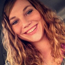 Profile Picture of Chloe Stubb (@cmsl17) on Pinterest