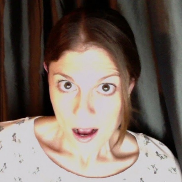 Sara Ryburn - Poshmark Profile Picture of Sara Ryburn (@sjryburn) on Poshmark