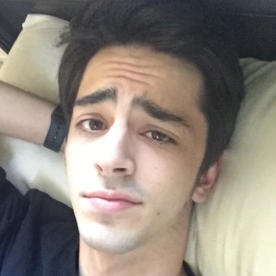 Profile Picture of Michael Frederickson (@Slim_Halpert) on Twitter