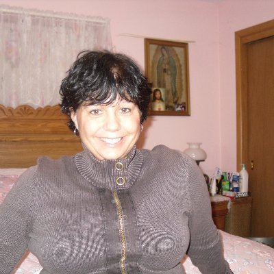 Profile Picture of Lori Hoeft (@heftybags) on Twitter