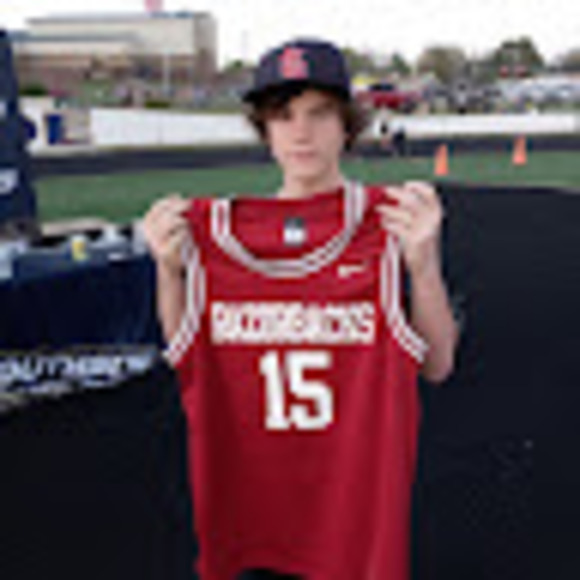 Profile Picture of Jayden Halsell (@jaydenlhalsell) on Poshmark