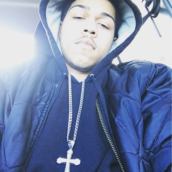 Profile Picture of Chris Weed (@bibbydastoner) on Poshmark