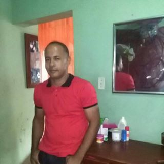 Profile Picture of Lucilo Gonzalez (@lucilo.gonzalez.14) on Facebook