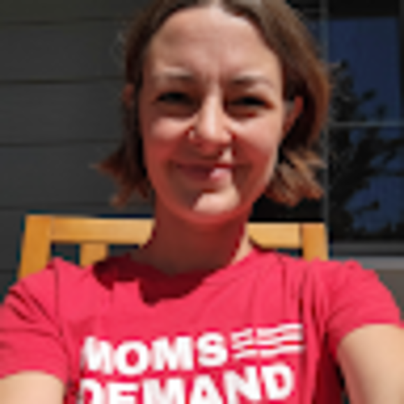 Profile Picture of Taryn Tessneer (@taryntessneer) on Poshmark