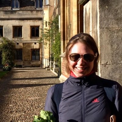 Profile Picture of Katherine Robinson (@robinsonpoetry) on Twitter