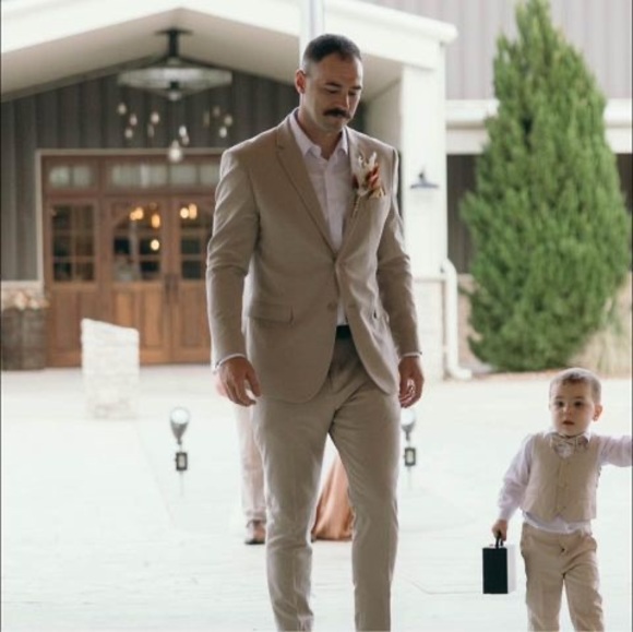 Braxton Stefka - Poshmark Profile Picture of Braxton Stefka (@stefkabraxton) on Poshmark