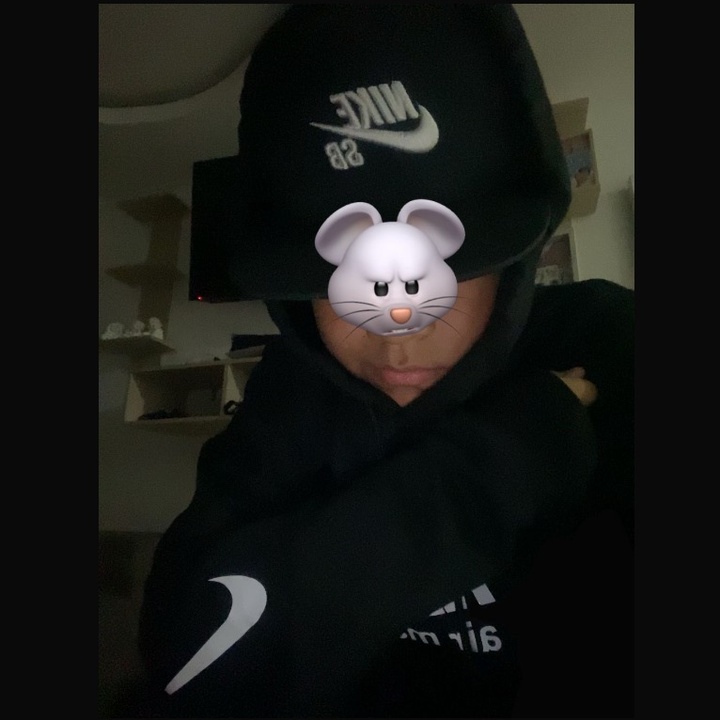 Profile Picture of 𝓭𝓲𝓵𝓪𝓷ℨ’ℨ🍓💥 (@dilan_23091) on Tiktok