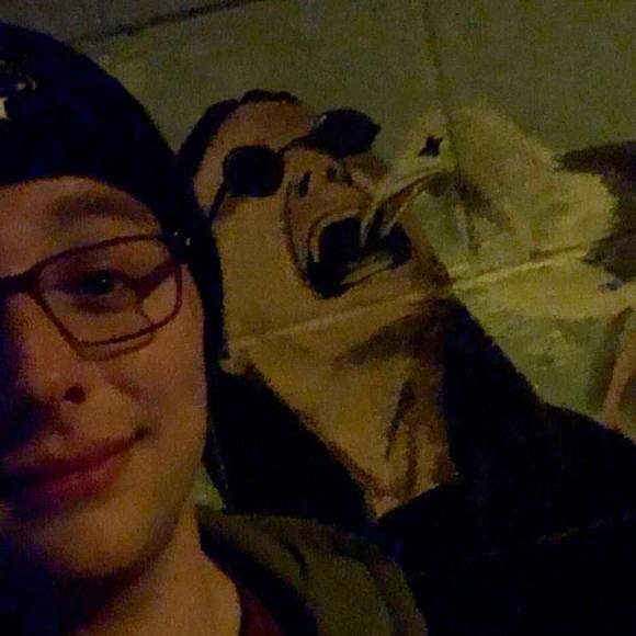 Profile Picture of Teron Piontek (@teronpiontek) on Poshmark