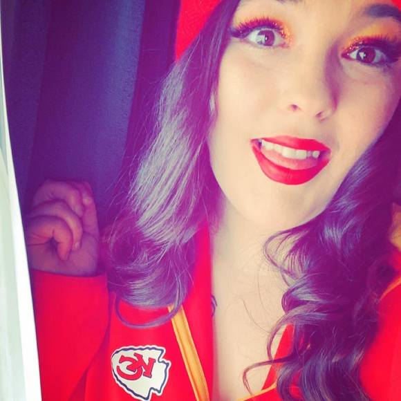 Profile Picture of Dawnetta Kennedy (@dawnetta101) on Poshmark