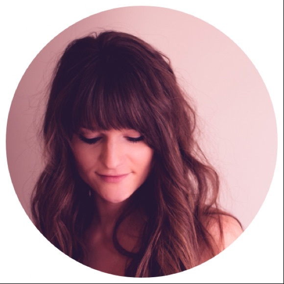 Profile Picture of Jenna Stevens (@ninjenna_) on Poshmark