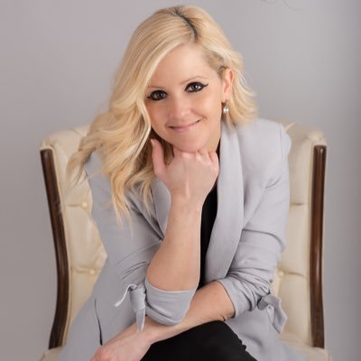 Profile Picture of Isabelle.Grenier (@Isabelle_Gre) on Twitter