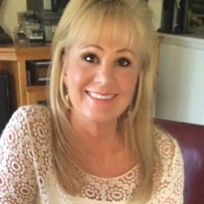 Profile Picture of Sharon Carey (@scarey92591) on Twitter