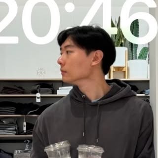 Profile Picture of &d (@andrewchon) on Instagram