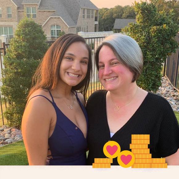 Profile Picture of Kristi Shoates (@kabnice) on Poshmark