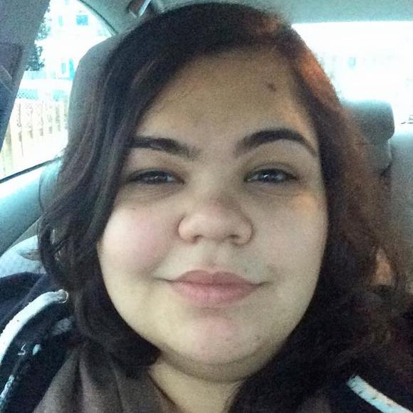 Profile Picture of Christina Burgos (@chrissy51093) on Poshmark