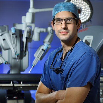 Profile Picture of Ardavan Akhavan (@pedsrobodoc) on Twitter