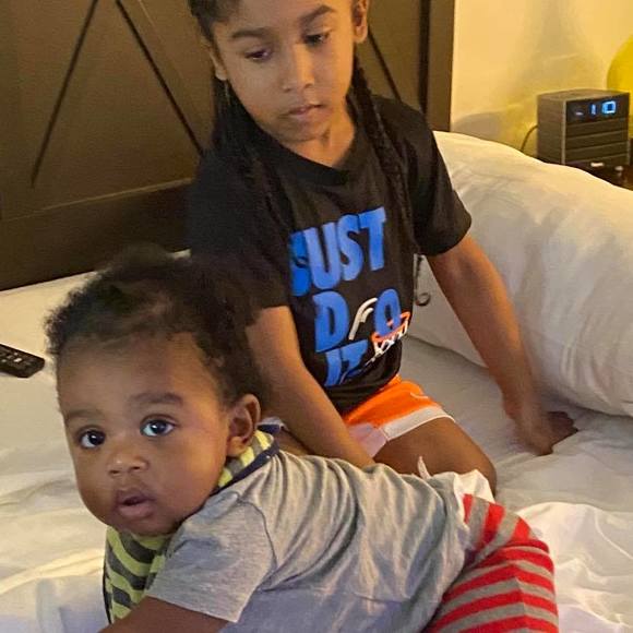 Maria Selby-d - Poshmark Profile Picture of Maria Selby-d (@mariamck2) on Poshmark