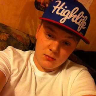 Profile Picture of Colby Frasure (@1d7e700d4ed5457) on Twitter
