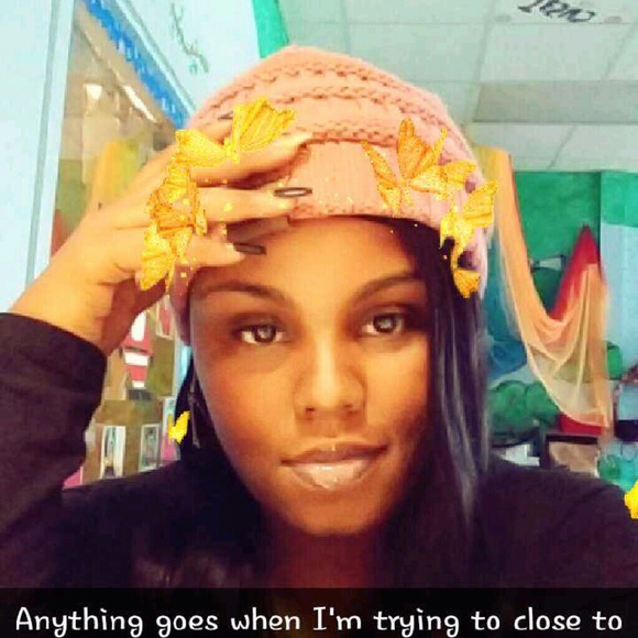 Profile Picture of Kailah Clark (@kailahkai) on Poshmark