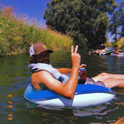 Profile Picture of Slim Jim (@_bubba23) on Twitter
