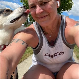 Profile Picture of Pamela Hughes (@rockenmamaof5) on Instagram