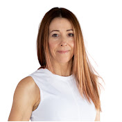 Profile Picture of Rebecca Cohen Yoga (@RebeccaCohenYoga) on Youtube