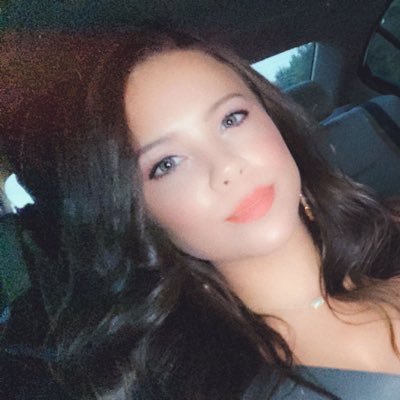 Profile Picture of Whitney Locklear (@WhittttDee) on Twitter