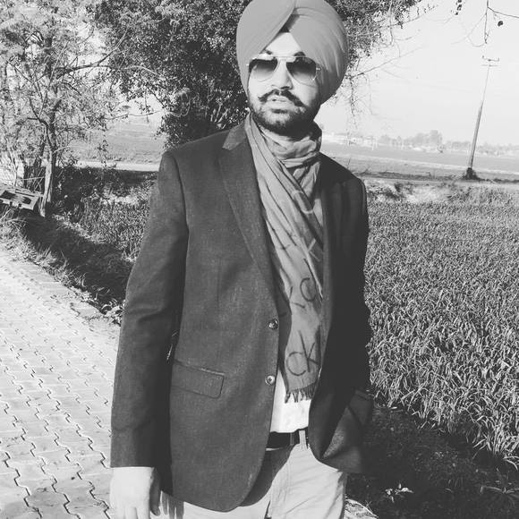 Profile Picture of Daljeet Virk (@dilvirk2003) on Poshmark
